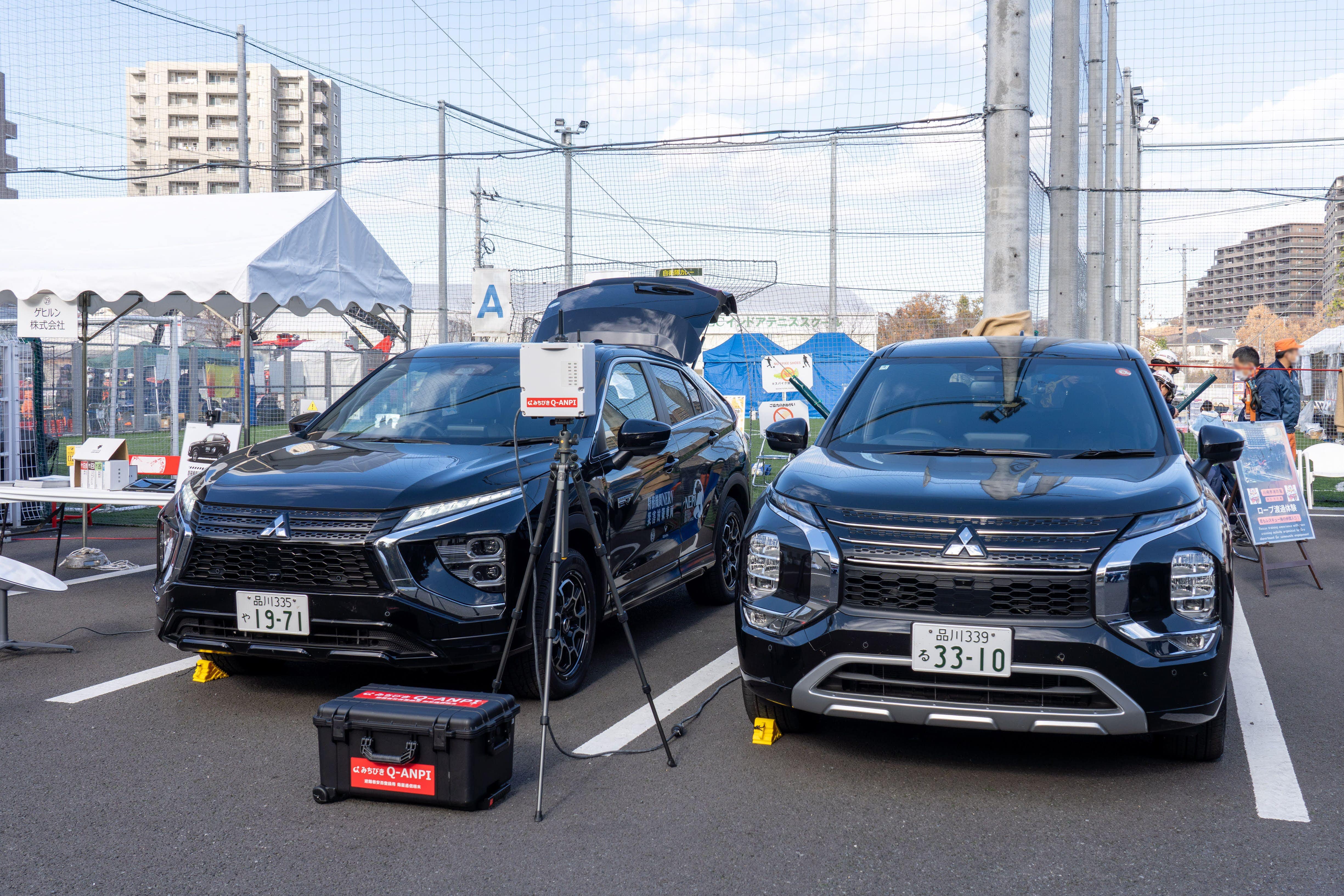 特務機関NERV災害対策車両展示のようす